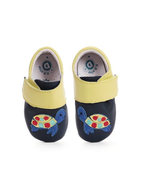 Ddstep kisfiú mamusz-kocsicipő